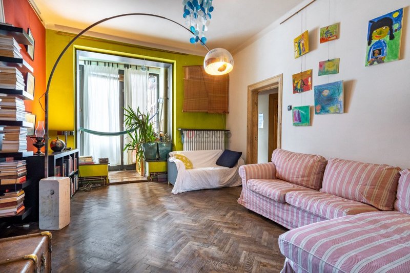 Hristo Botev, apartament 5 camere, stil art deco, 135 mp  et. 3/5